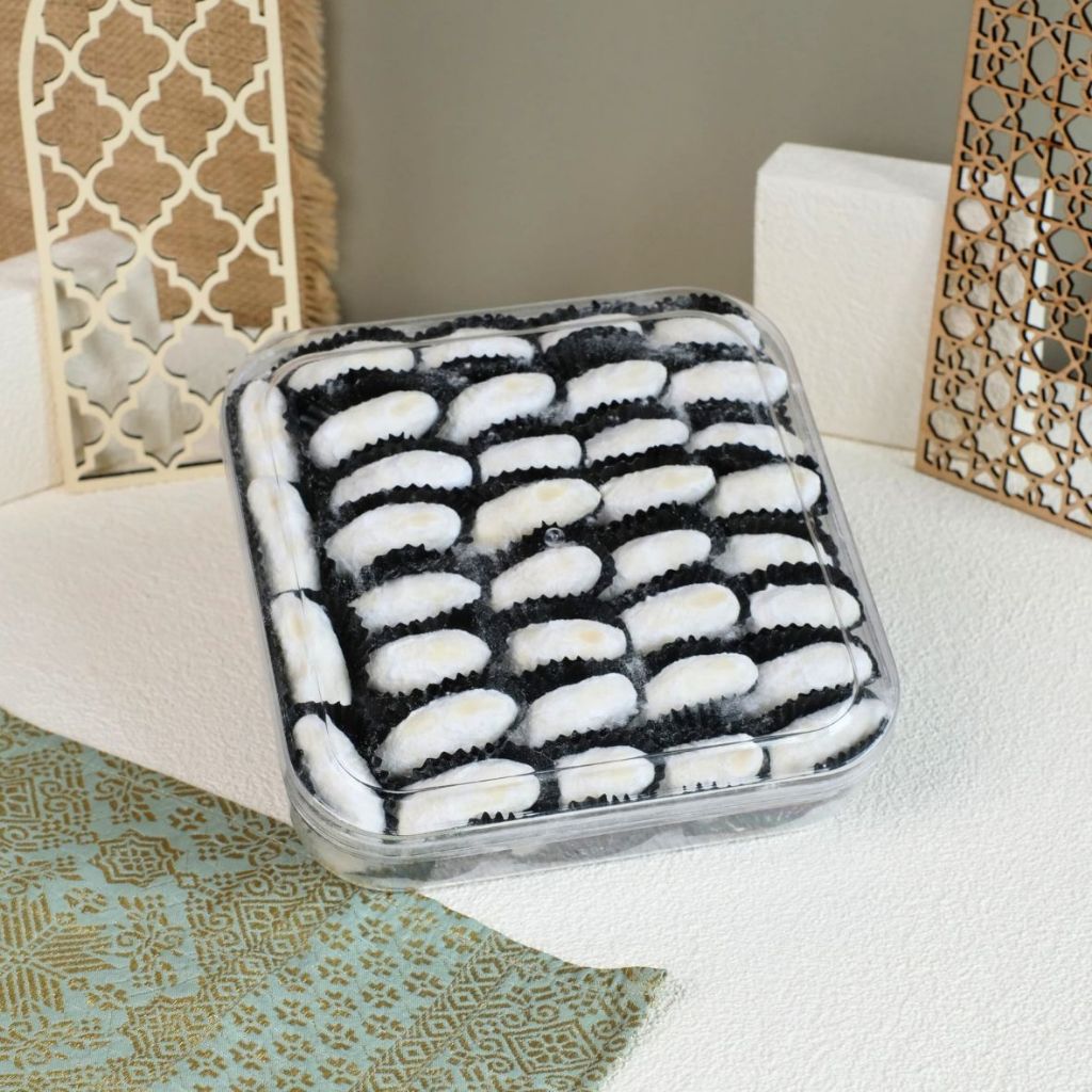 

HAMPERS LEBARAN Kue Kering (CLAYTON) Toples Kotak Premium