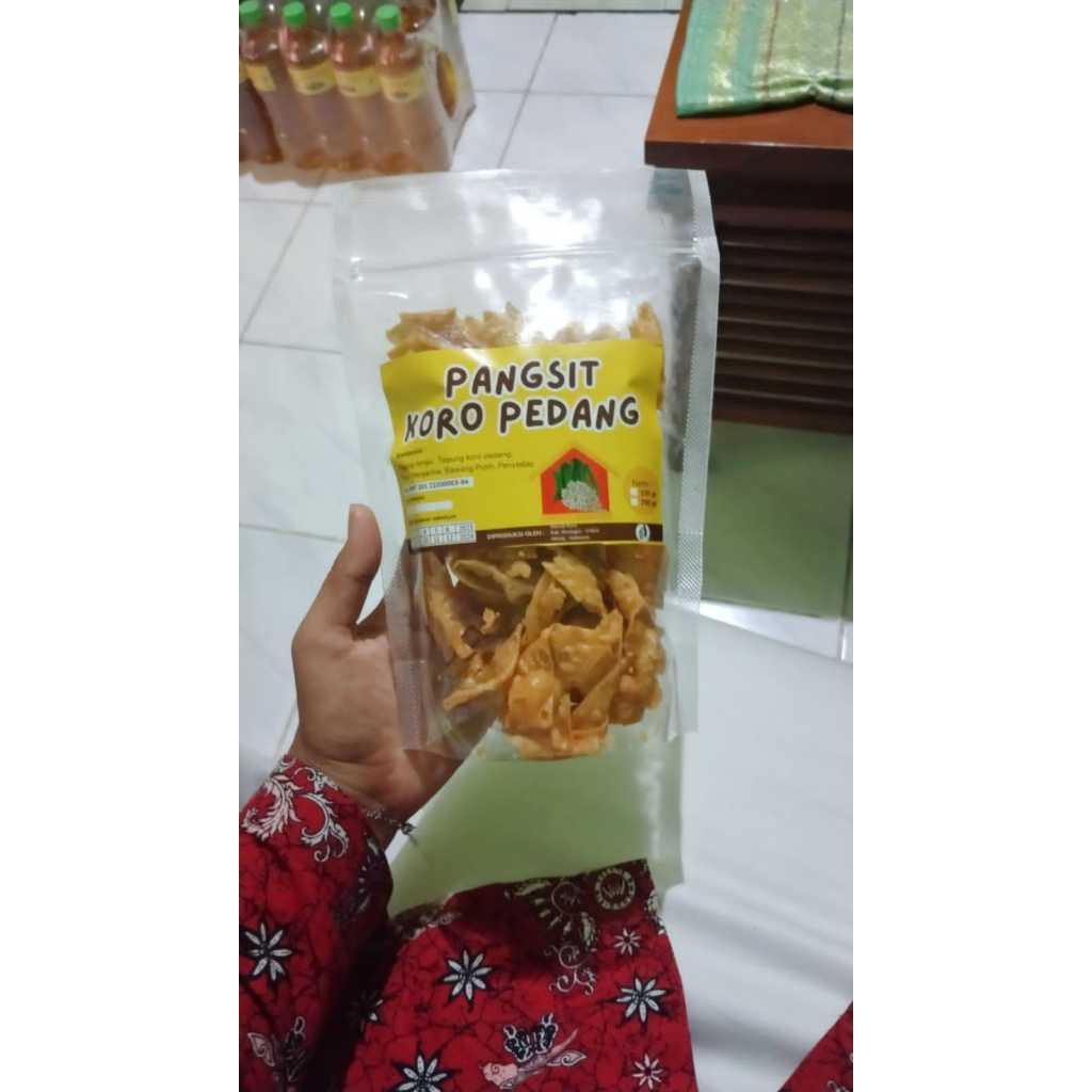 

Pangsit Koro Pedang (keripik)