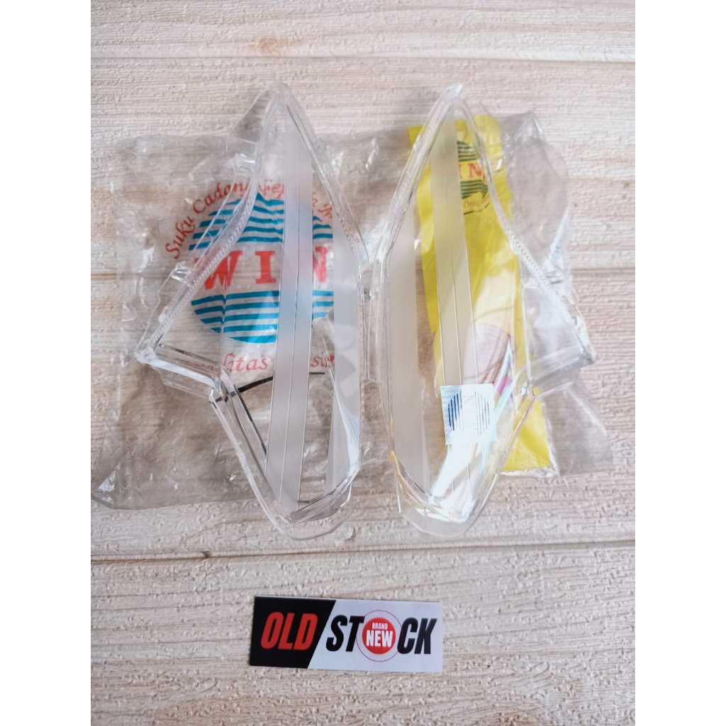 KACA MIKA LAMPU SEIN  BELAKANG SET (KANAN KIRI) MOTOR BEAT F1 SEN RITING MERK WIN