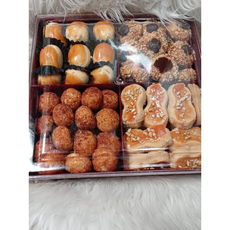 

cookies lebaran isi 4 macam