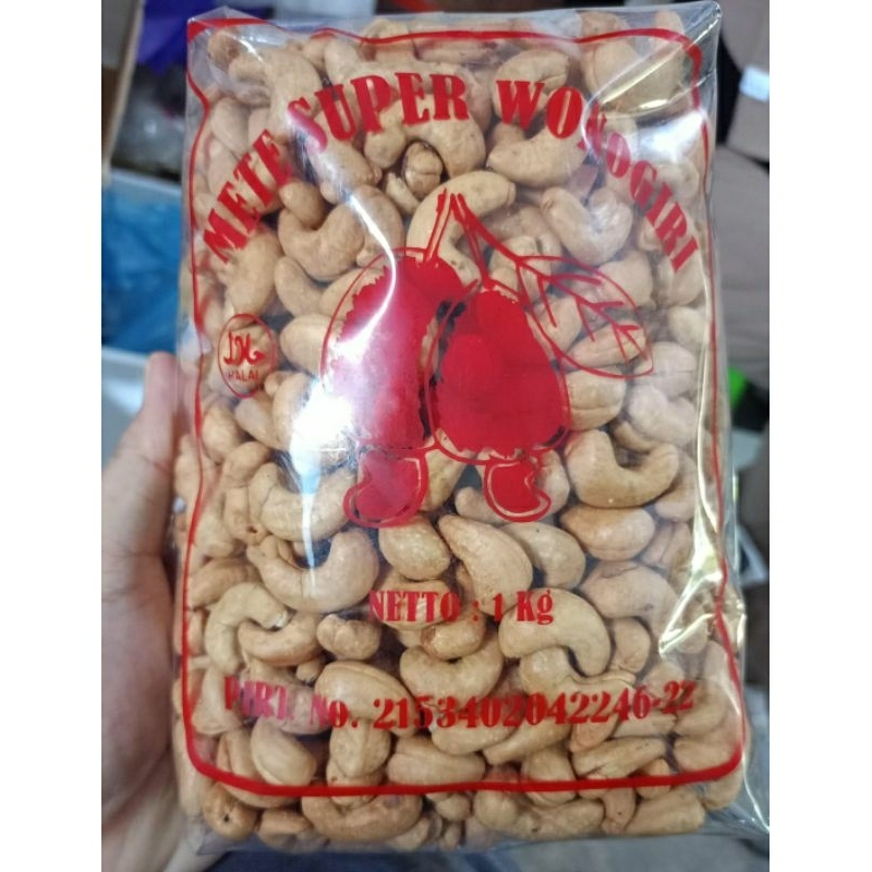 

Mete utuh Sulawesi 1 kg