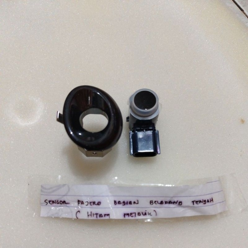sensor parkir bumper  belakang pajero sport