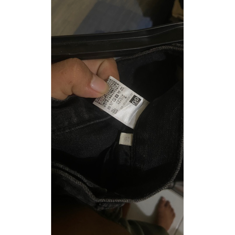 celana jeans denim GU bay uniqlo