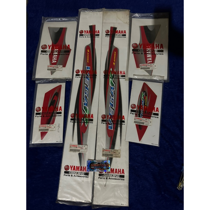 striping vega r lama merah silver original