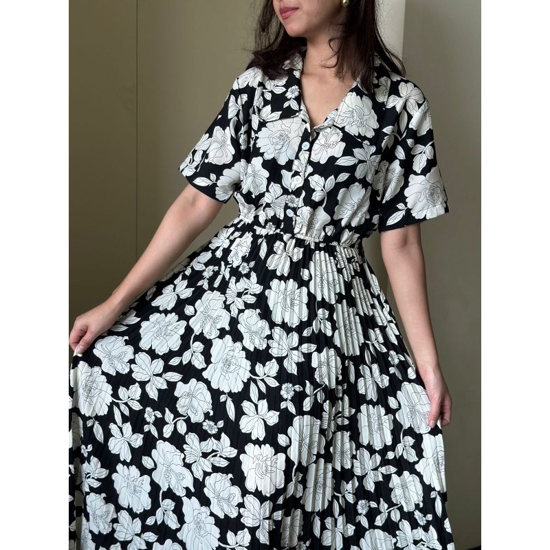 dres cantik motif bunga plisket