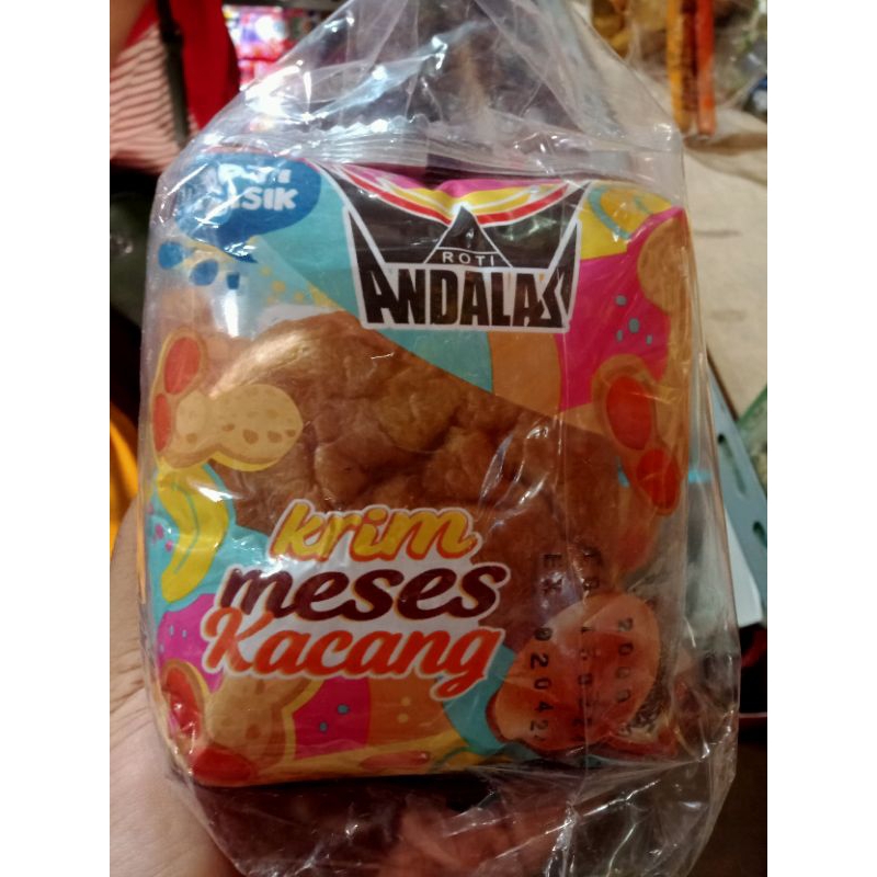 

Roti Andalas Krim Meses Kacang 1 Pack 5Pcs