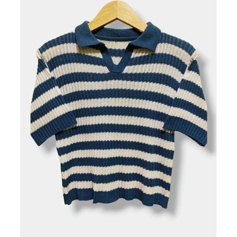 Sweater Rajut V-Neck Lengan Pendek Dinara | Blouse Sweater Crop Atasan Wanita Rajut Aesthetic