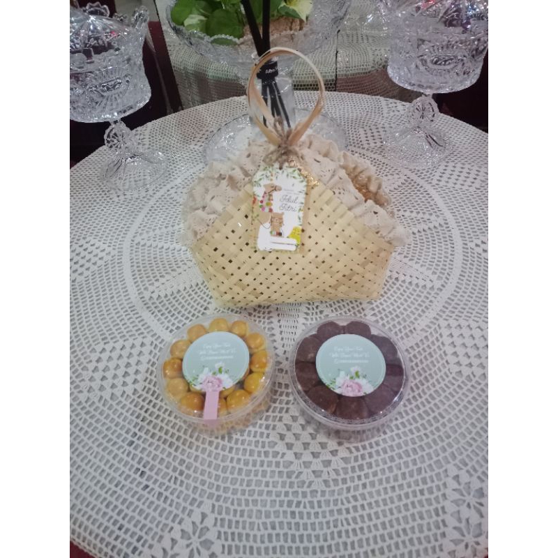 

Hampers Idul Fitri