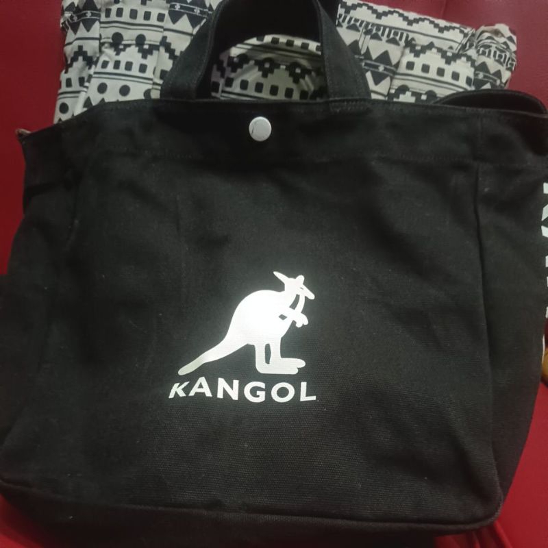 sling bag kangol