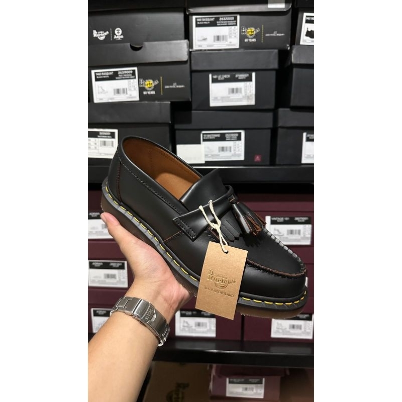 DR MARTENS ADRIAN TASSEL BLACK VINTAGE MADE IN ENGLAND