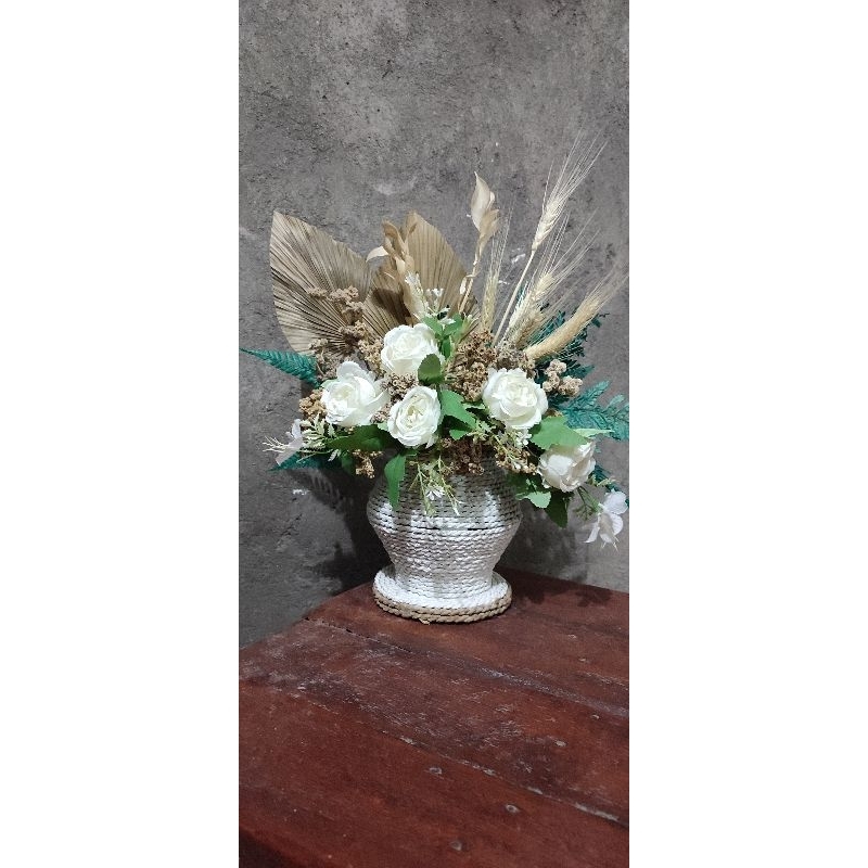 paket vas dan bunga kering hiasan rumah
