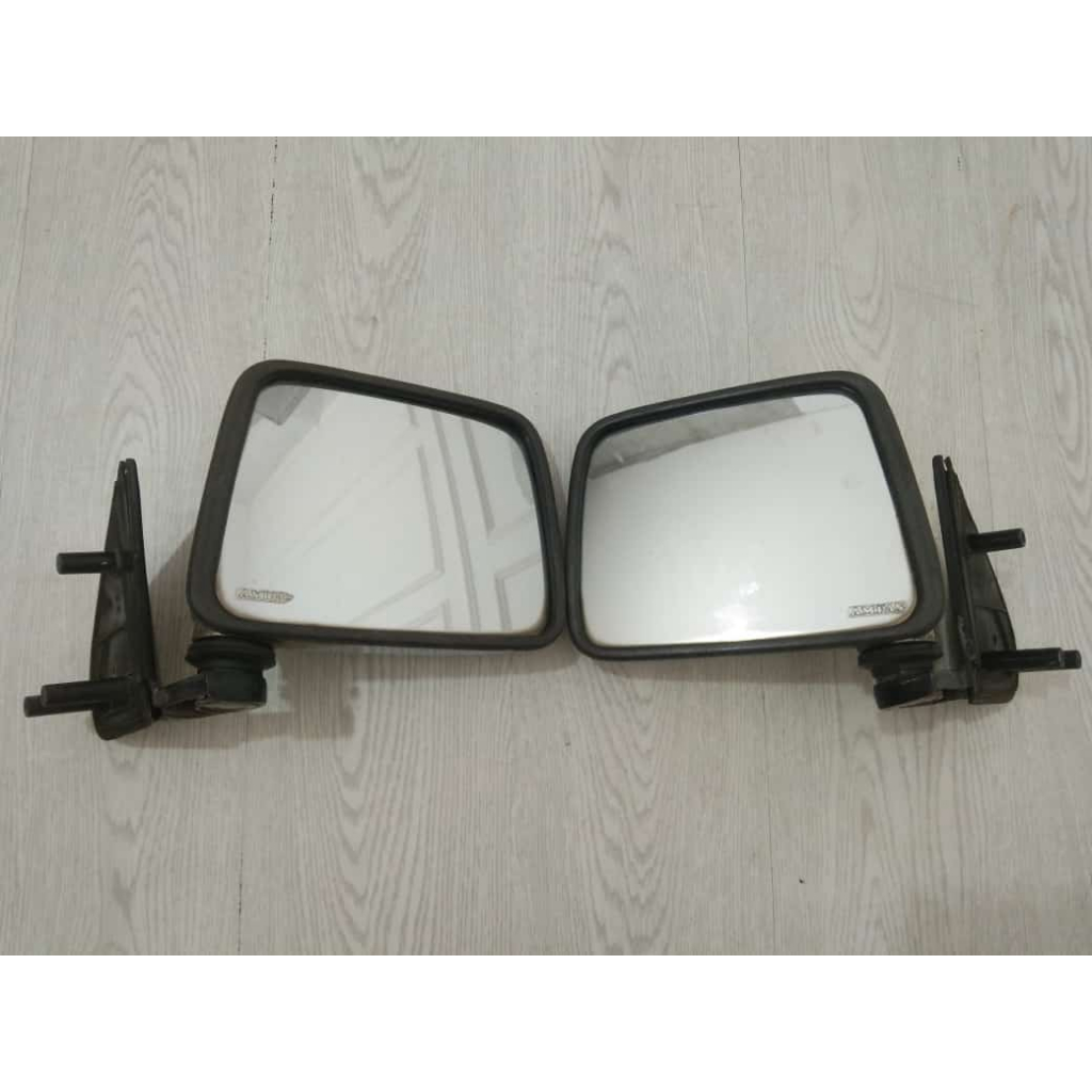 Spion Mobil Nissan Terrano