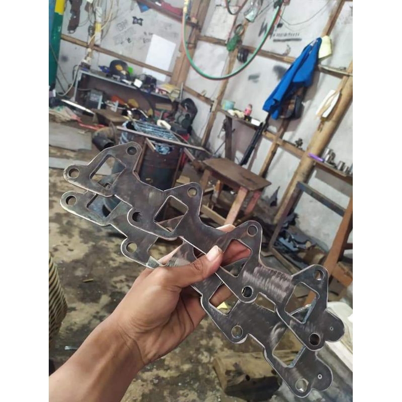 Flange header Suzuki Futura 1.3 karbu