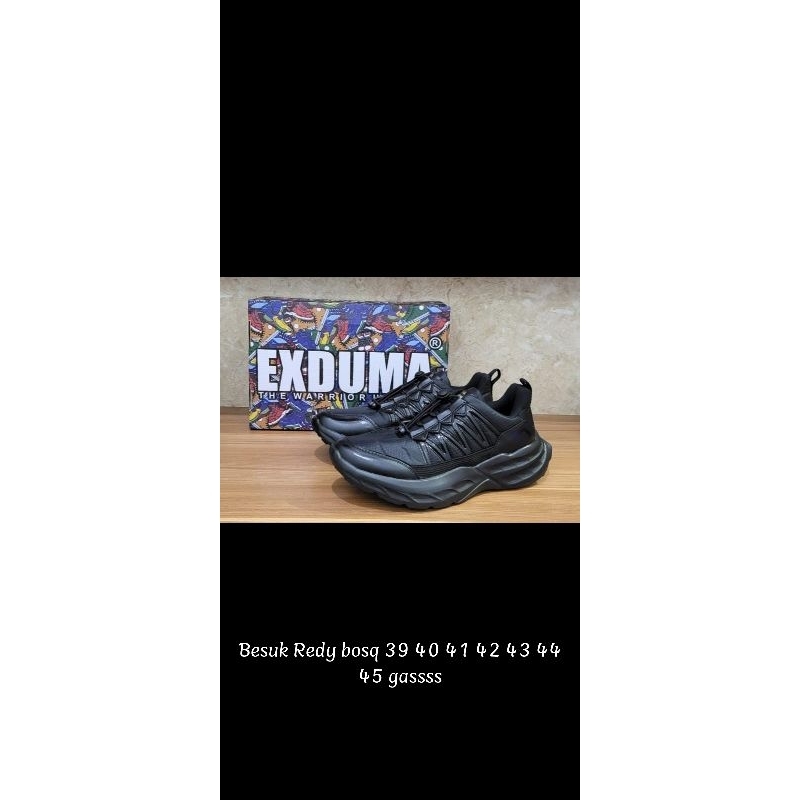SEPATU EXDUMA
