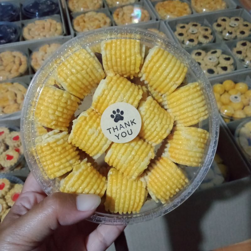 

Kue Kering Nastar Gulung Butter Full Selai 250 grm