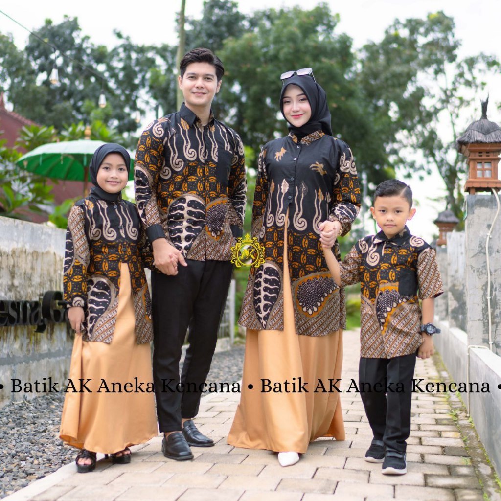 Batik Couple Keluarga Terbaru Motif Genes Hitam Terbaru Batik Ak Couple Batik Keluarga Terlengkao