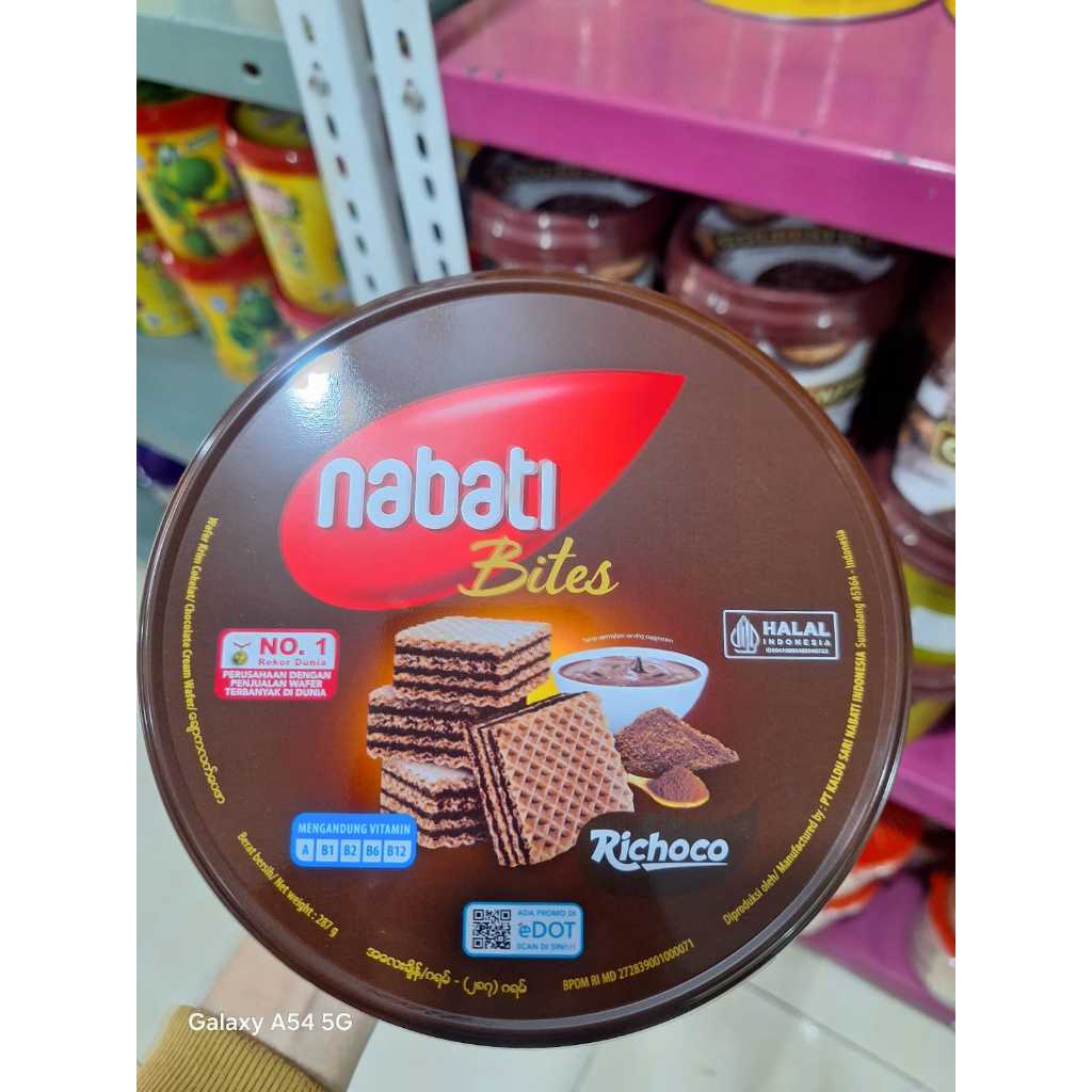 

Cod / Nabati 287 gram 1 dus isi 6 kaleng / Nabati wafer 1 dus isi 6 toples / Wafer nabati krim cokelat _ Richoco kaleng 287 gram / Nabati kaleng keju _ Coklat _ Pink lava _ White tin can richeese richoco / Kue kering new enak / Biskuit nabati / Kue kerin