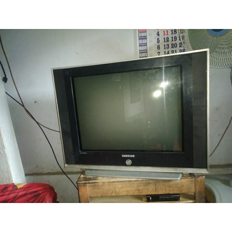 TV SAMSUNG 29IN SLIM