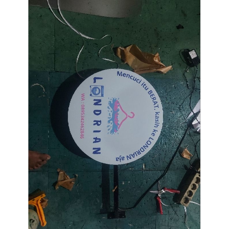 neon box bulat 50cm 2sisi