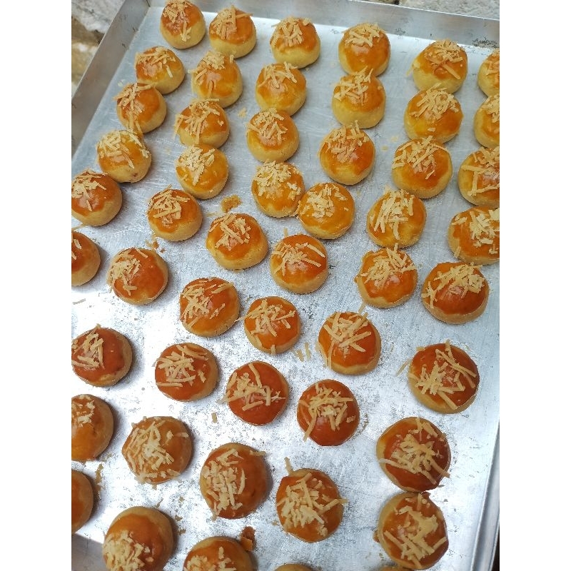 

Nastar Keju Lumer enak toples UK 500gr |kue lebaran|Natal|Imlek|