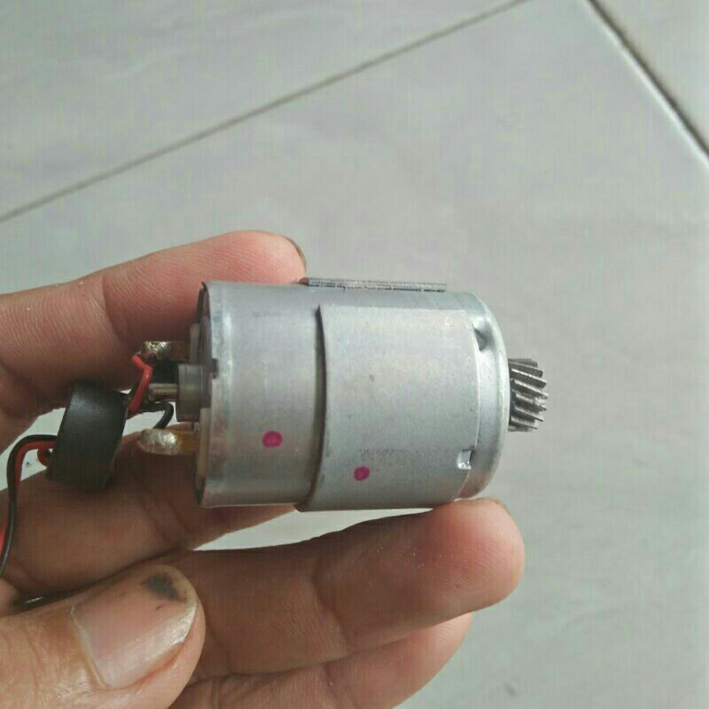 dinamo 12 volt dc