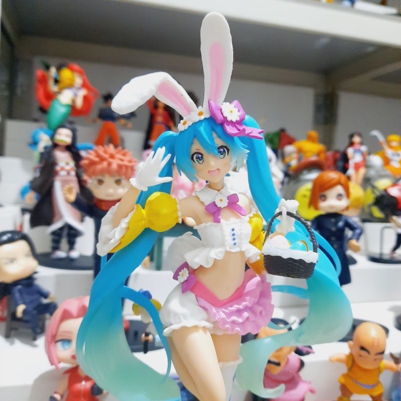figure  Hatsunemiku  bunny