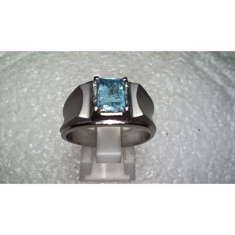 Cincin Natural Swiss Blue Topaz Dim.6.5x4.5x3.5 Mewah