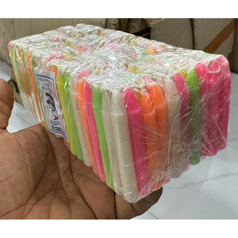 lilin kecil warna warni