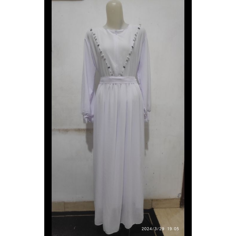 Gamis Putih Ceruty Baby Doll