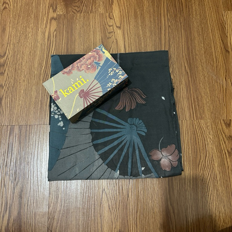 [PRELOVED] Kamiidea Scarf