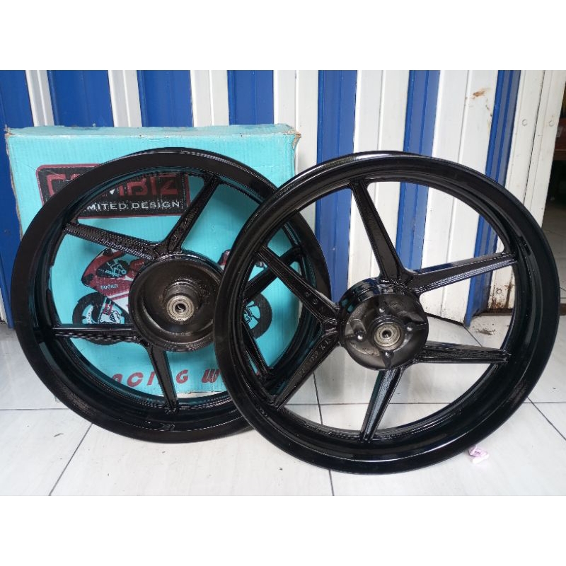 Velg bintang velg balok Thunder