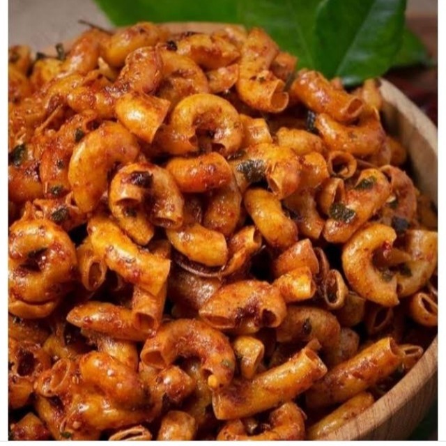 Rajasnack.idn -[TERLARIS]Makaroni Usus Pedas Daun Jeruk | Macaroni Cuck Keripik Usus Pedas Daun Jeru