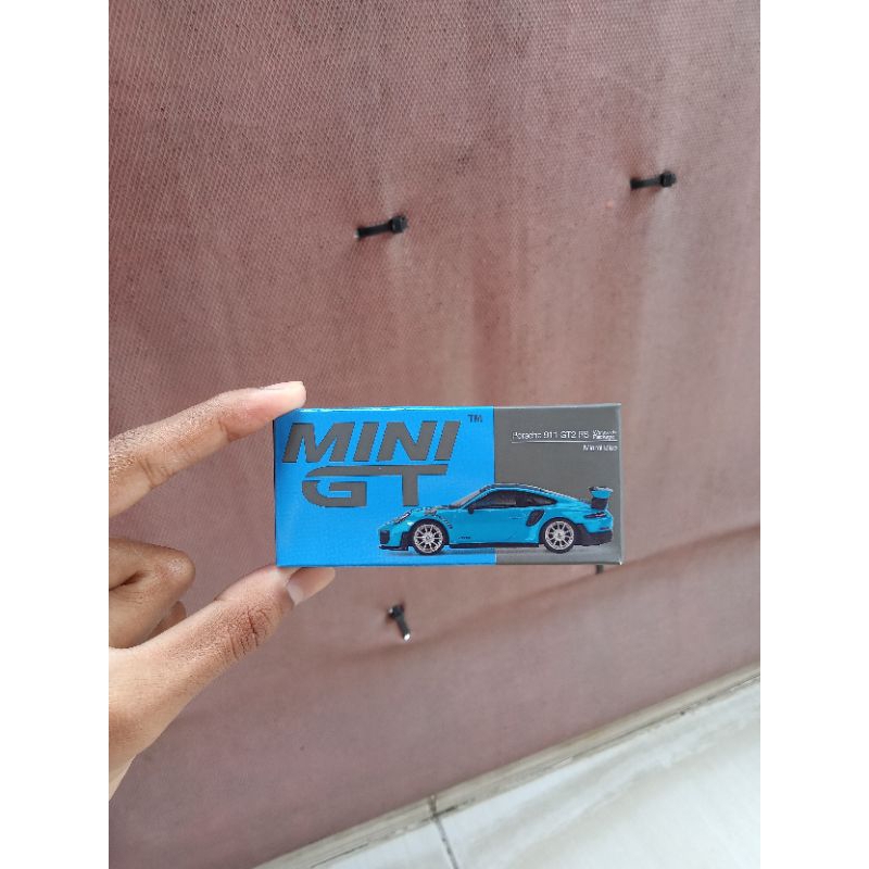 MINI GT Porsche 911 GT2 RS Miami Blue