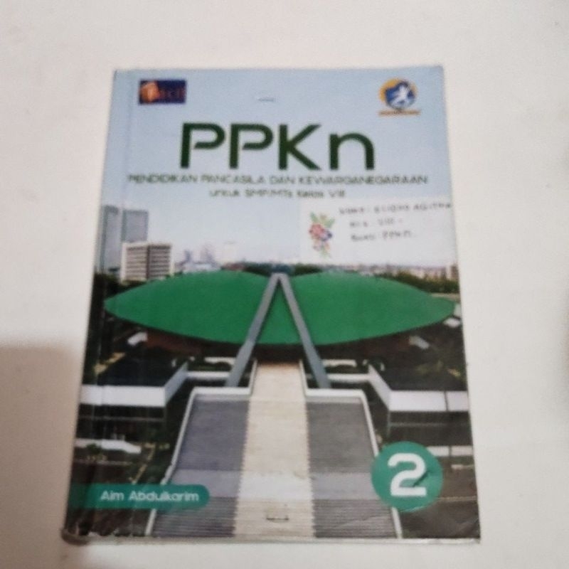 BUKU ORI PPKN KELAS 2 SMP PENERBIT FACIL