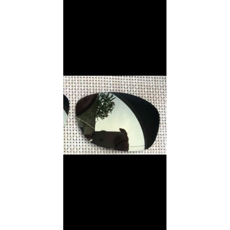 lensa oakley pit bull