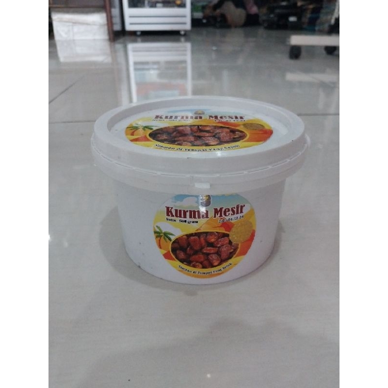 

Kurma ember 500gr kurma premium bermanfaat asli mesir