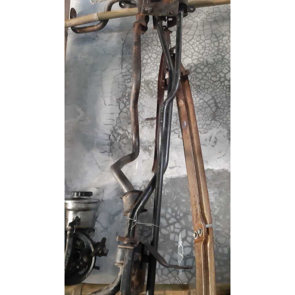 Stabilizer Depan Corolla AE112