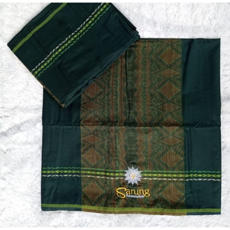 sarung Muhammadiyah milenial hijau