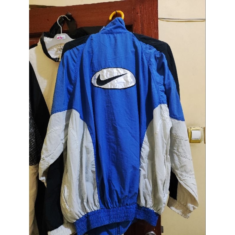 baju biru centang