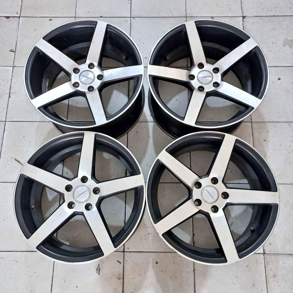 Velg Mobil Bekas Camry Civic Terios Innova VOSSEN R18