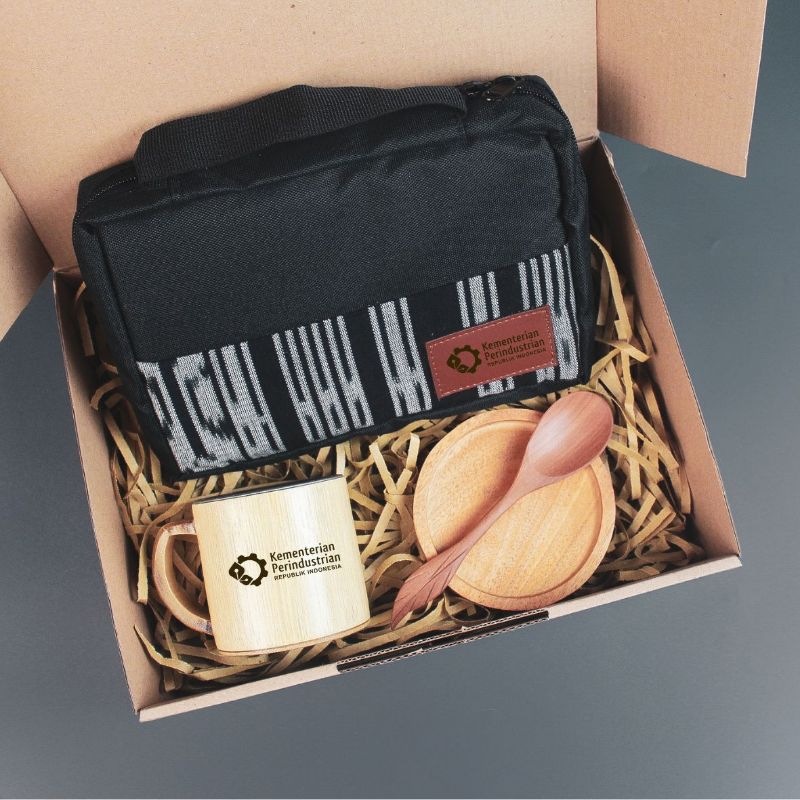 

BHADRA - gift box souvenir hampers seminar acara kantor corporate gift hampers gelas kayu