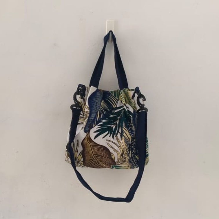 Tas Selempang Wanita Kanvas Motif Tropikal. Riens Collections