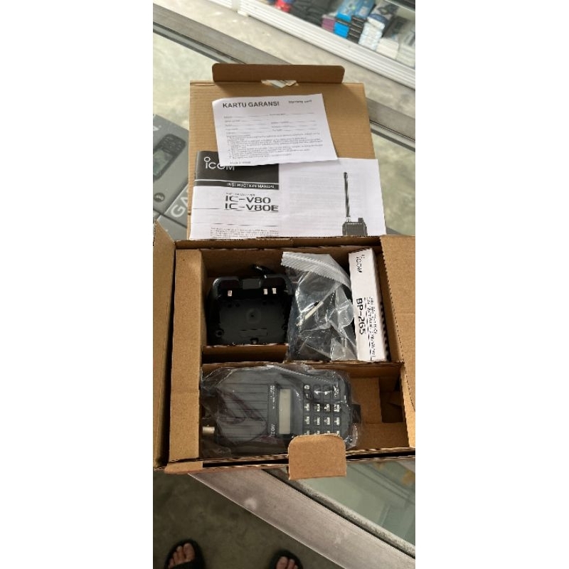 JUAL HT ICOM IC-V80 / V 80 / V80 VHF BARU ORGINAL JEPANG
