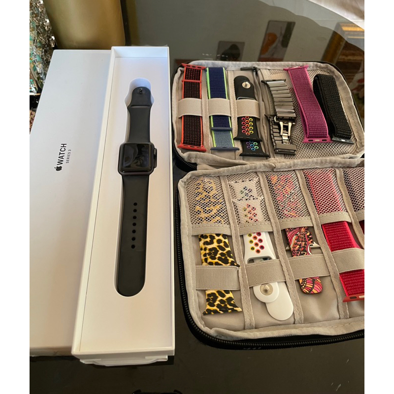 Preloved Apple Watch series 3