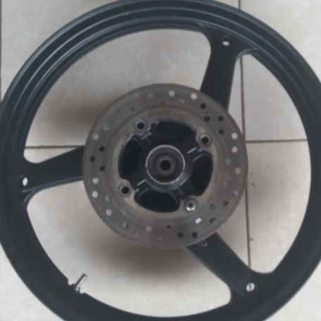 Rim Veleg Velg ring 17 belakang Suzuki Thunder 250 bekas