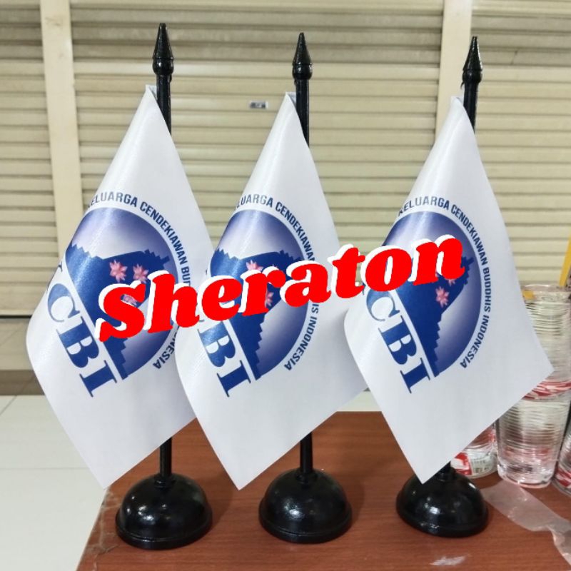 

tiang kayu meja+bendera meja custom