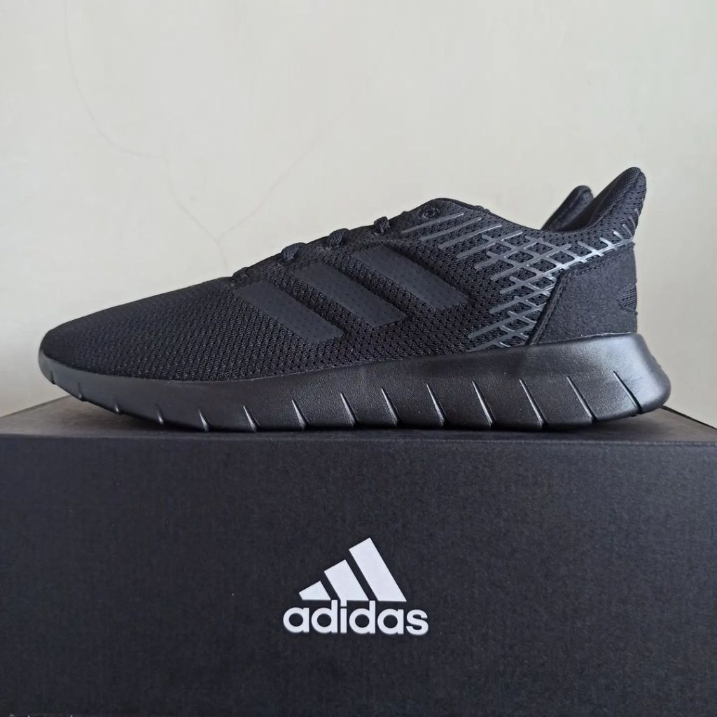 Adidas Asweerun F36333. Sepatu Sekolah Kuliah Kerja Olahraga Warna Hitam Asli Size Ukuran 46