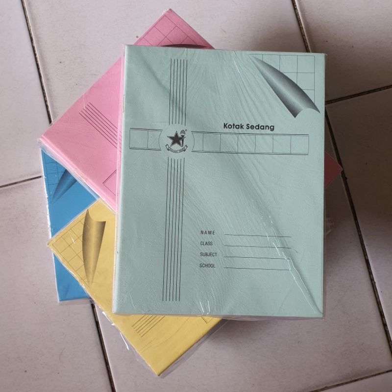 

Buku Kotak² Sedang / Kecil Bintang Obor ( Eceran)