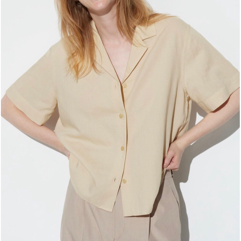 Blouse Linen Kerah terbuka Uniqlo