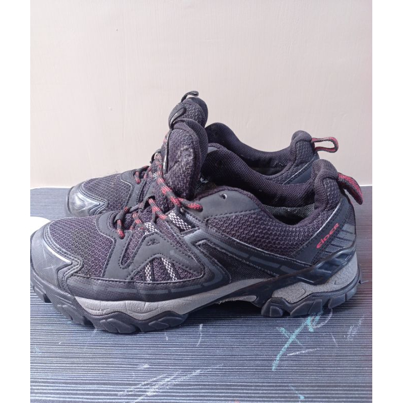 Sepatu outdoor eider Gore Tex